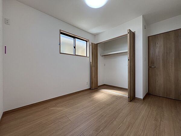 洋室を拡大表示