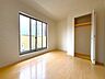 洋室：5.4帖