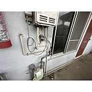 洗濯機置き場(室外)です!