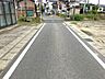外観：前面道路含む現地写真