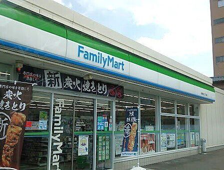 ファミリーマート 新潟寺山二丁目店 250m