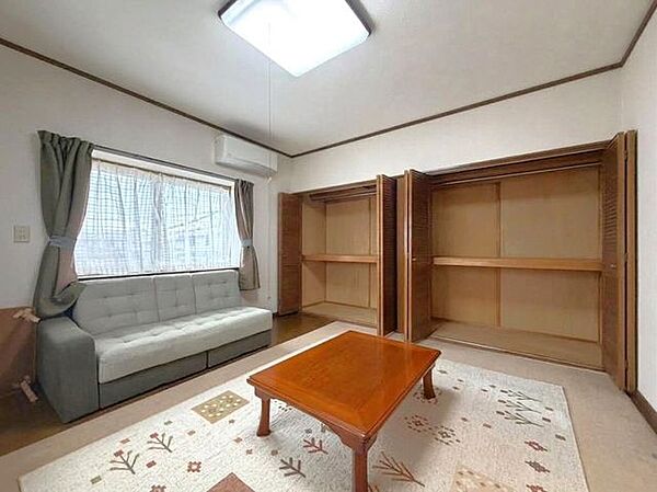 洋室を拡大表示