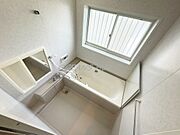 窓を開けることにより空気の流れができるため、清潔に保つことができます。