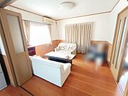 リビング16帖。室内残置物は引渡し時撤去致します。
