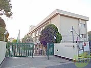 豊中市立熊野田小学校 460m