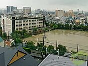 豊中市立第十八中学校 387m