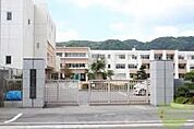 池田小学校 750m