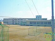 第二中学校 1041m