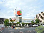 阪急オアシス服部西店 330m