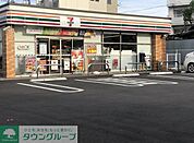 セブンイレブン名古屋桜本町店 徒歩2分。 90m