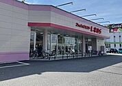 ファッションセンターしまむら音羽店 徒歩21分。 1630m