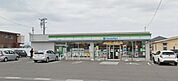 ファミリーマート一宮西萩原店 徒歩11分。 860m