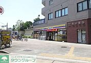 ミニストップ神宮西駅前店 徒歩8分。 640m
