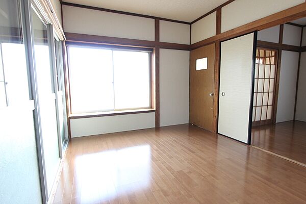 detached 茨城県土浦市板谷

地図を見る
