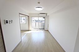 カーサ桜土浦 203号室 2階1LDKのリビング/ダイニング