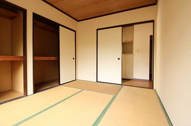 寝室