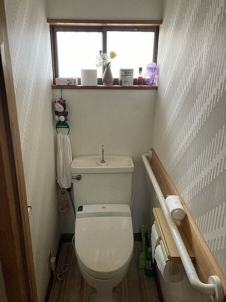 トイレを拡大表示