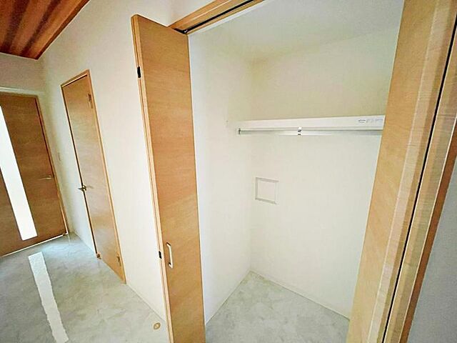 収納 グリーンメゾン鶴牧 1階/-