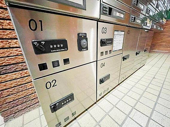 【宅配ボックス...