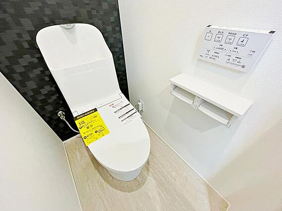 トイレ新規交換...