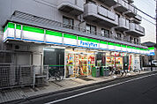 ファミリーマート 浜田山駅北店　徒歩6分