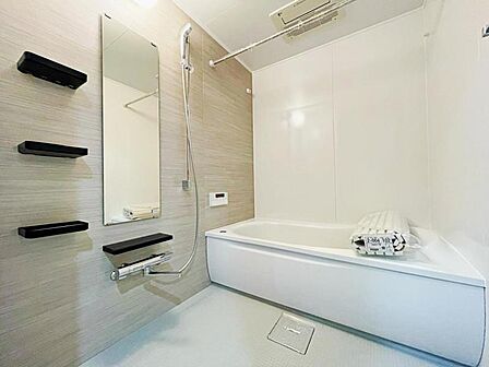 1418サイズのユニットバス新規交換済(浴室換気乾燥機・追炊き機能付き)