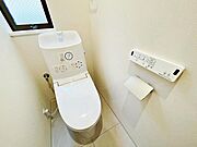 1F・2Fの2箇所トイレ新規交換済（一体型・ウォシュレット）