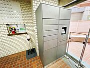 【宅配ボックス】不在時の荷物の受取もできます。