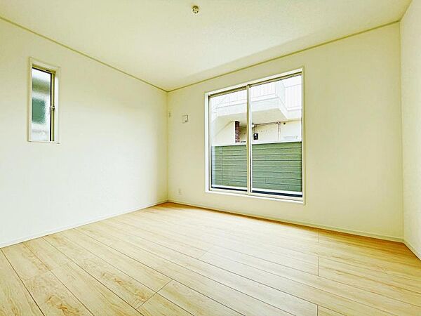寝室を拡大表示