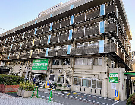 東京医療生活協同組合新渡戸記念中野総合病院　徒歩10分