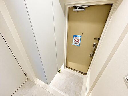 玄関収納