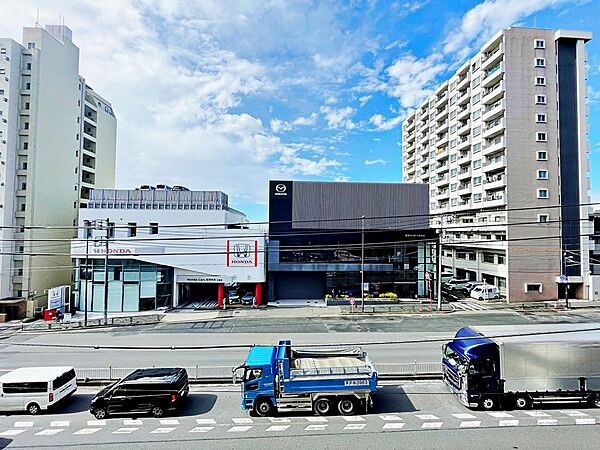 バルコニーを拡大表示