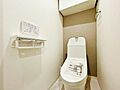 トイレ新規交換...