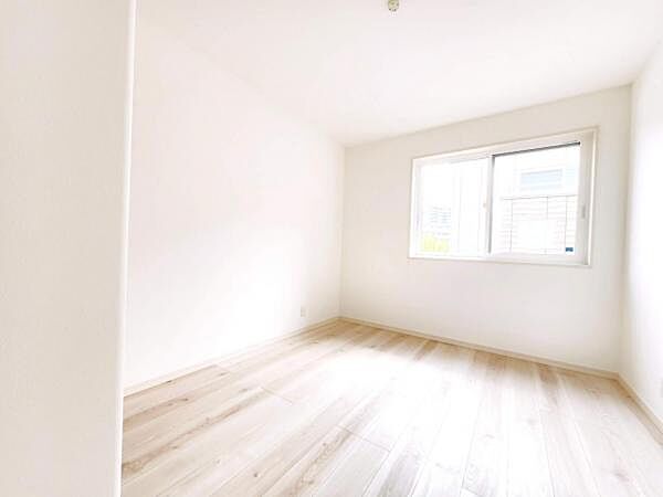 寝室を拡大表示