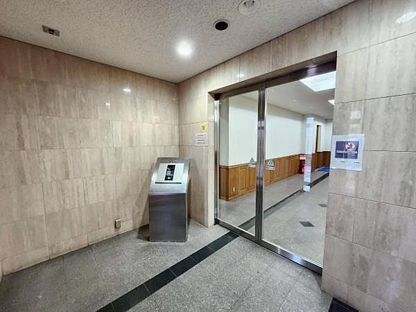 エントランスを拡大表示