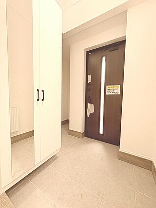 【室内写真準備...