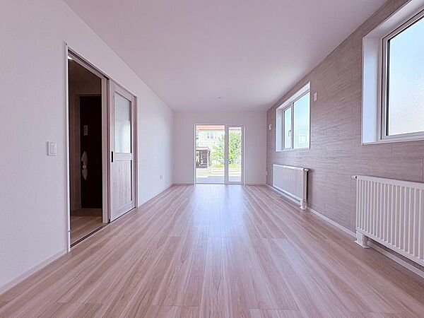 リビング/ダイニングを拡大表示