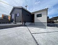 滋賀県野洲市近江富士1丁目6-4：物件画像