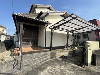 外観：土地面積50坪越えの広々宅地です！閑静な住宅街にあります♪