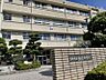 周辺：出水中学校まで　734m　徒歩約10分●教育目標『校訓が息づき、気品漂う生徒の育成』