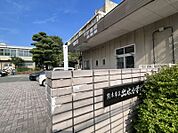 出水小学校まで　227m　徒歩約3分●教育目標『いつも笑顔、ずっと笑顔、みんな笑顔の出水小学校』すべての教育活動における道徳教育の充実を基盤としています。