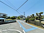 角地に位置しています。日照や開放感を重視される方にもおすすめです♪