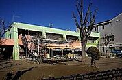 柴崎保育園 666m
