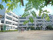 立川市立第二小学校 283m