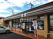 セブンイレブン泉塚店 徒歩12分。 890m