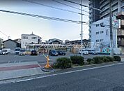 セブンイレブン大阪浜口東2丁目店 417m