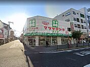 マツヤデンキ玉出店 215m