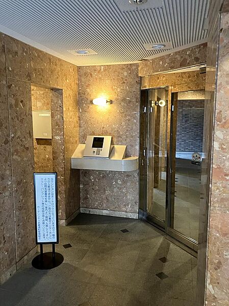 エントランス