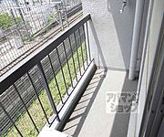 日当り良好な南向きのベランダ。