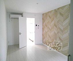 御陵ベース 101 1階1Kのリビング/ダイニング